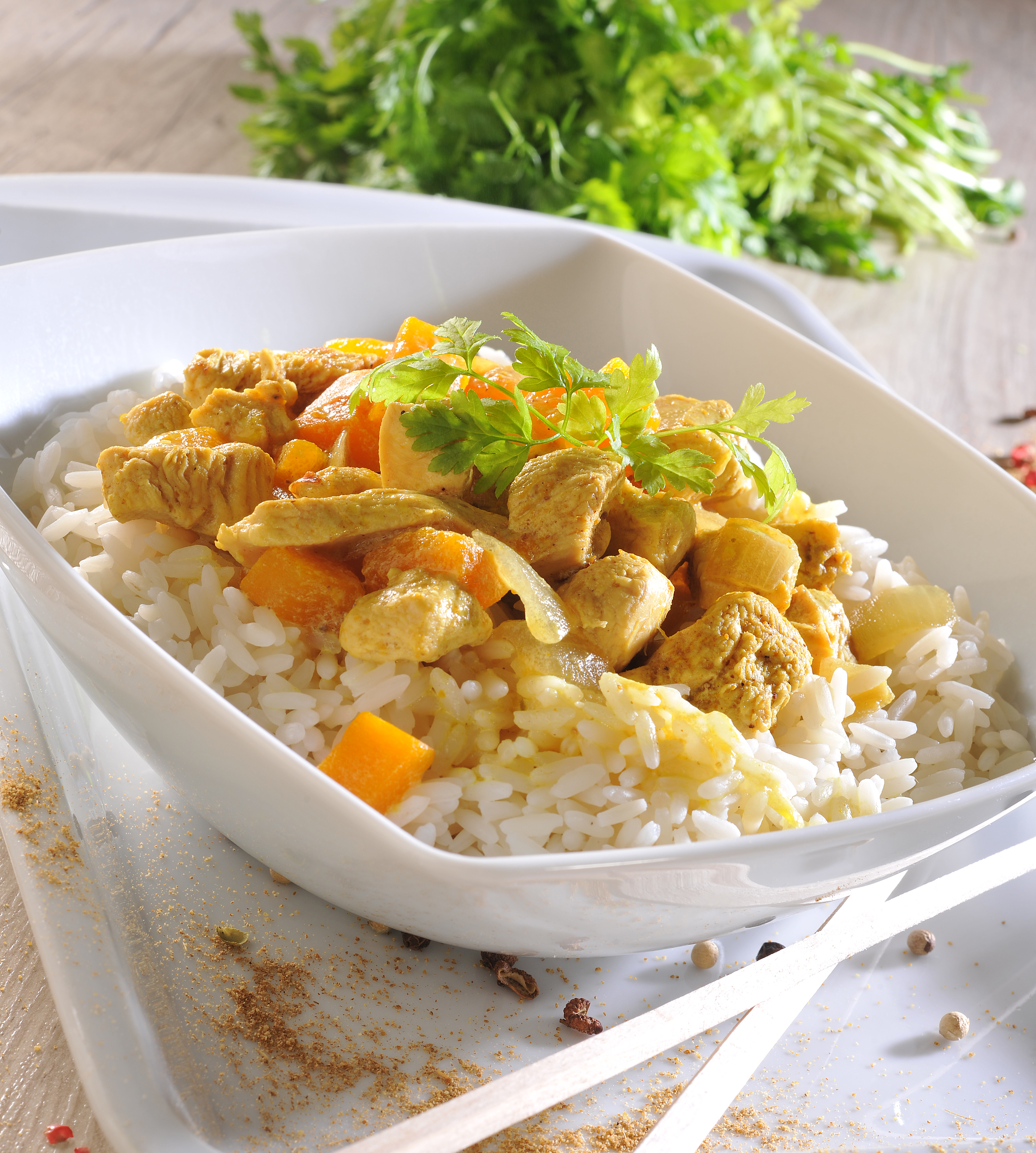 Curry-Hühnchen mit Kokosmilch und Butternut-Kürbis