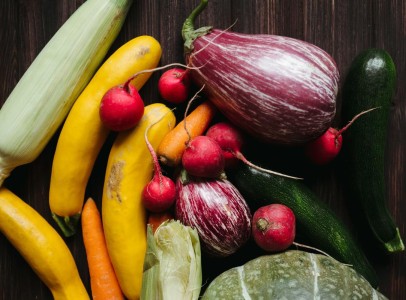 Gesunder Appetizer: Zucchini-Hummus
