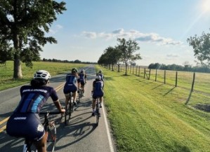 Linn Suchomel biking