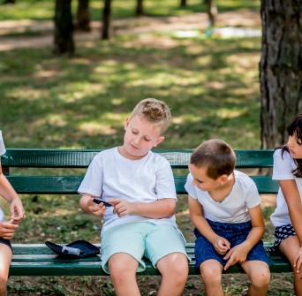 Hypoglycaemia in children