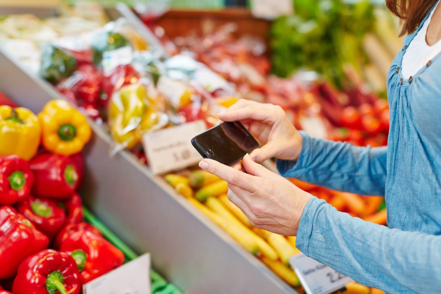 Implementing AI in diabetes management devices